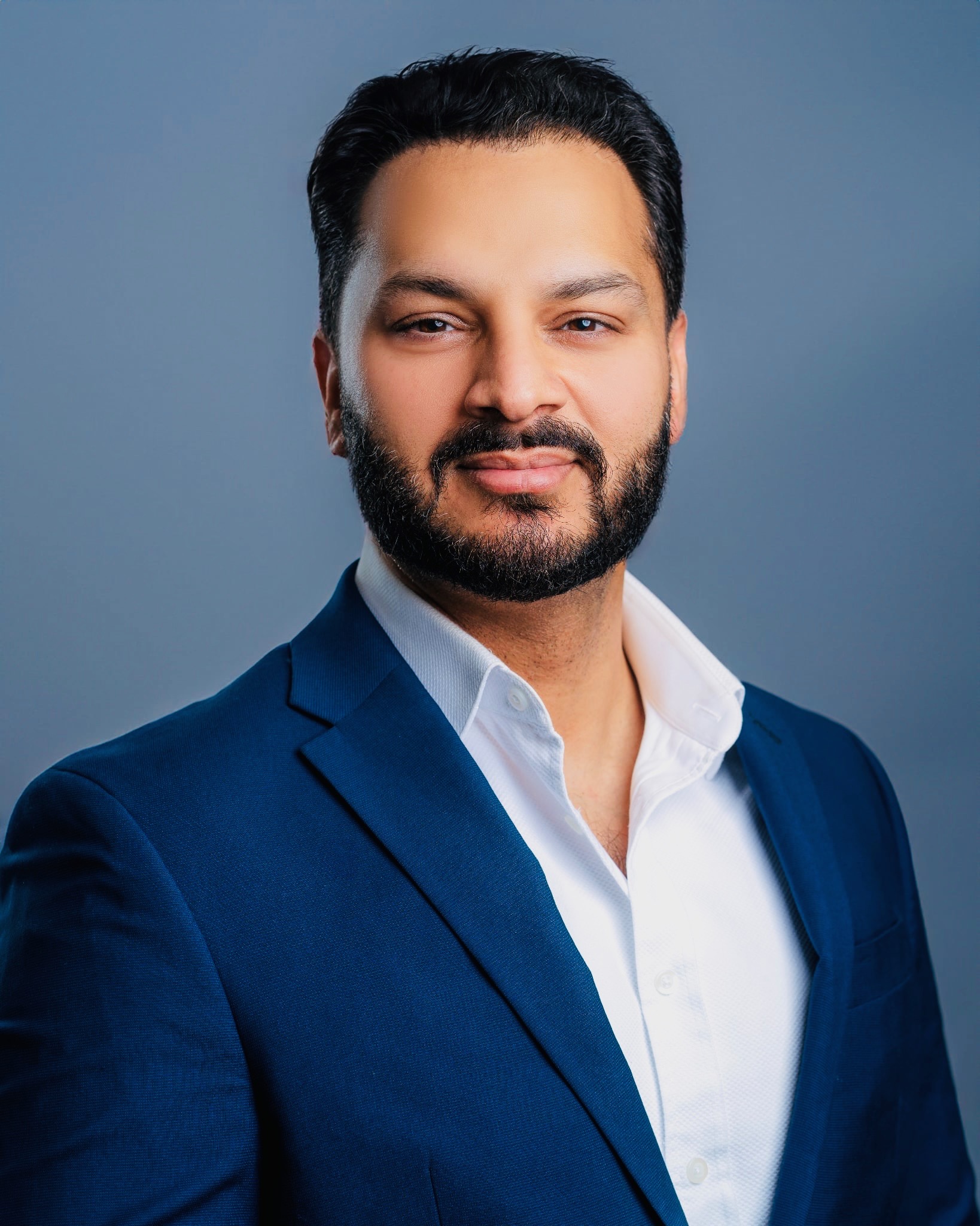 Dr. Sohaib Fazeel Khan, DDS, Oral and Maxillofacial Surgeon, DC Pearls Dental Boutique