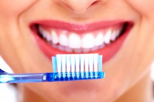 brushing your teeth can help you maintain a healthy smile